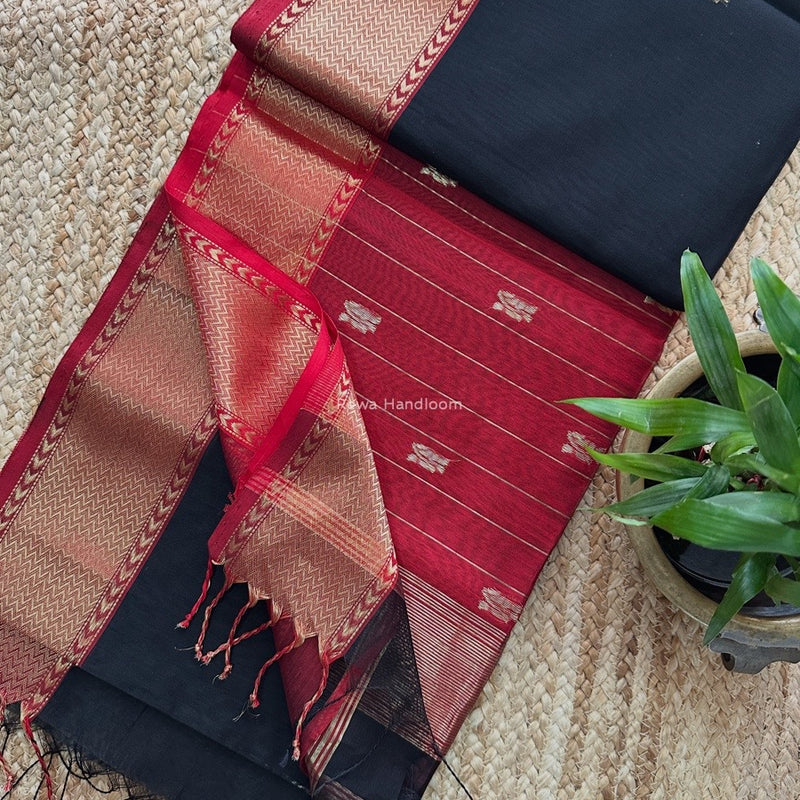 Maheshwari Flower Butti Saree