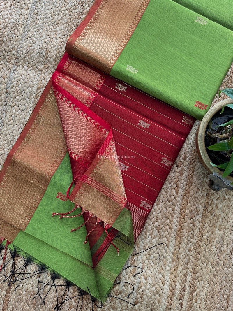 Maheshwari Flower Butti Saree