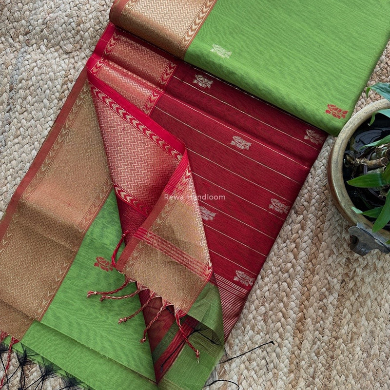 Maheshwari Flower Butti Saree