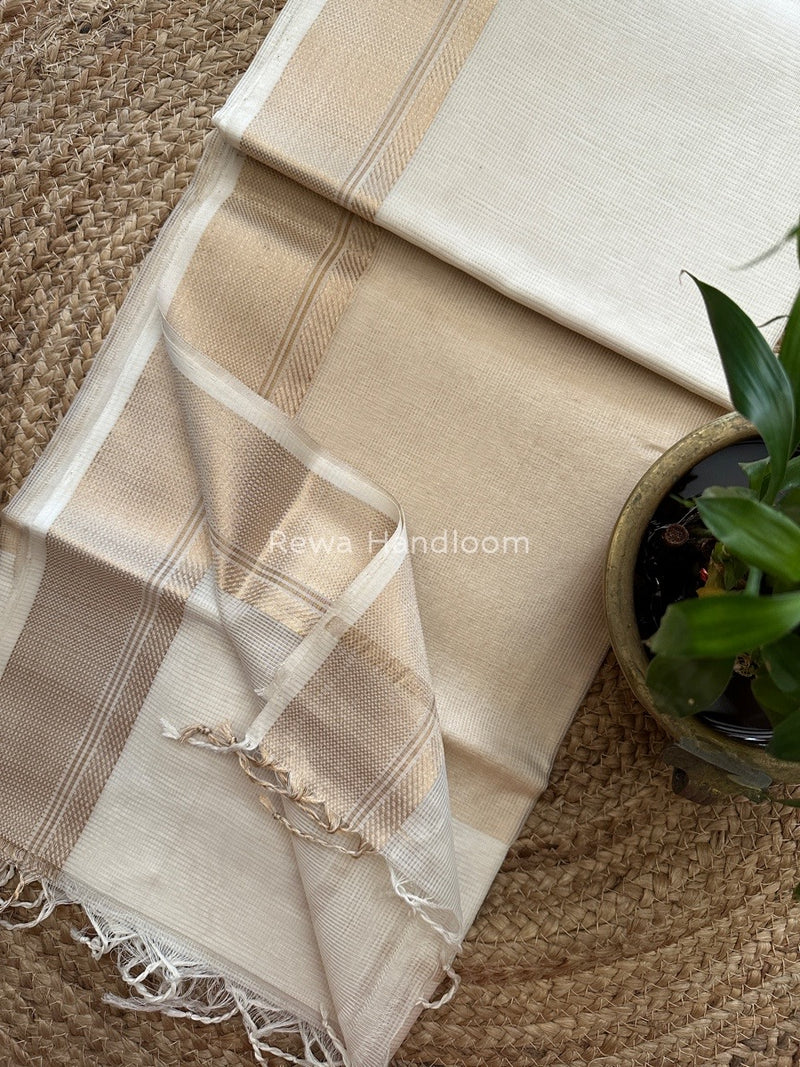 Exclusive Maheswari Self Checks Saree