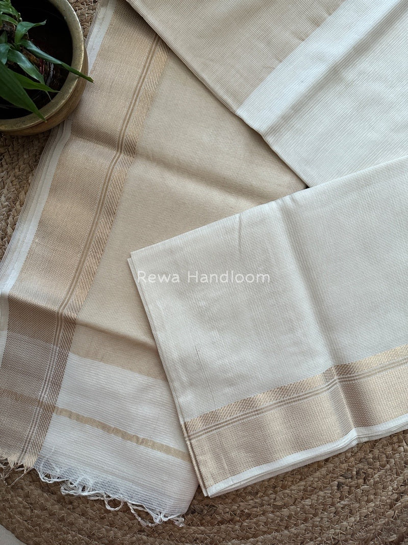 Exclusive Maheswari Self Checks White Saree MCS041