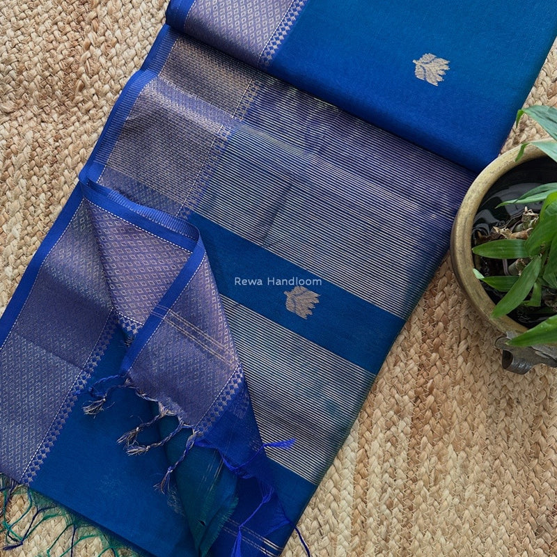 Butta Zari Border Maheshwari Saree