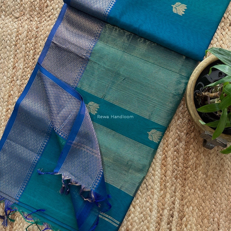 Butta Zari Border Maheshwari Saree