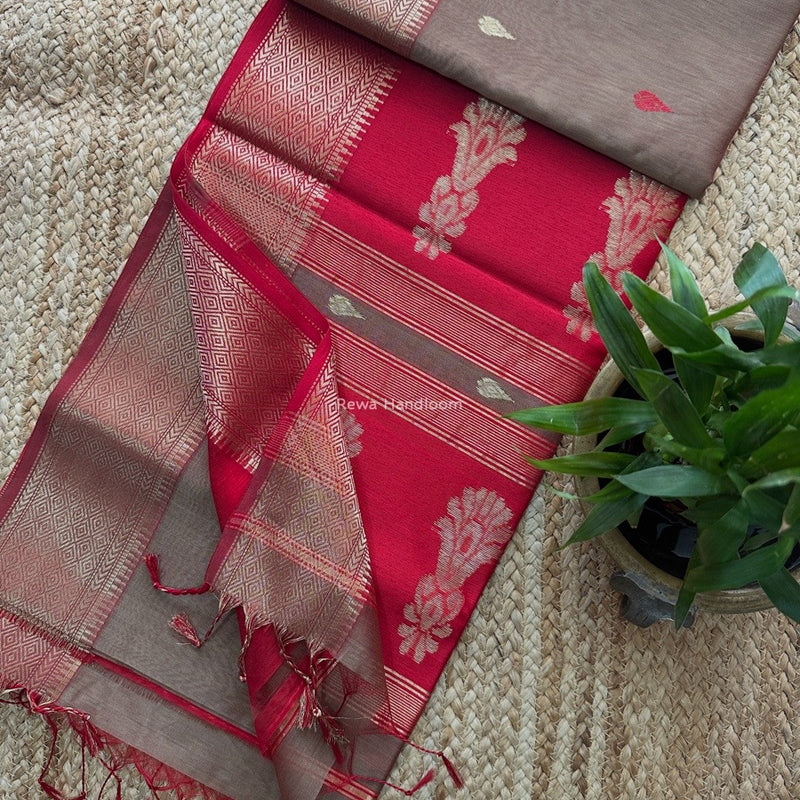 Maheshwari Butta Pallu Saree 