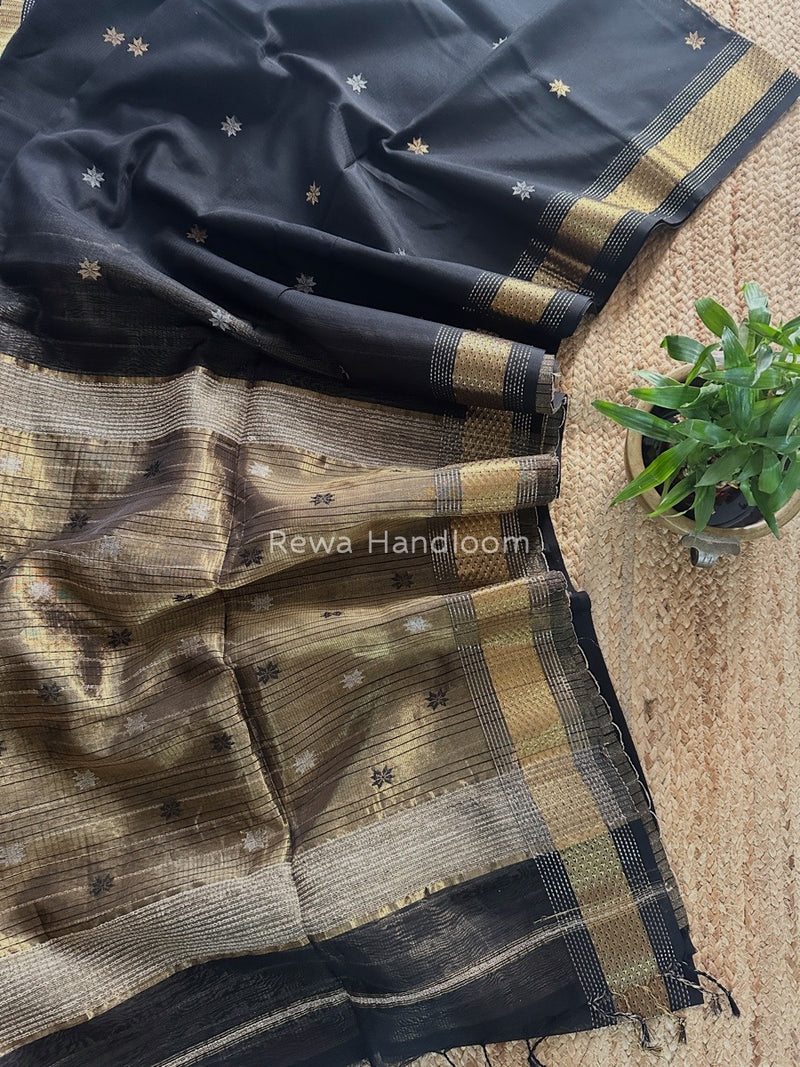 Maheshwari Butti Saree 