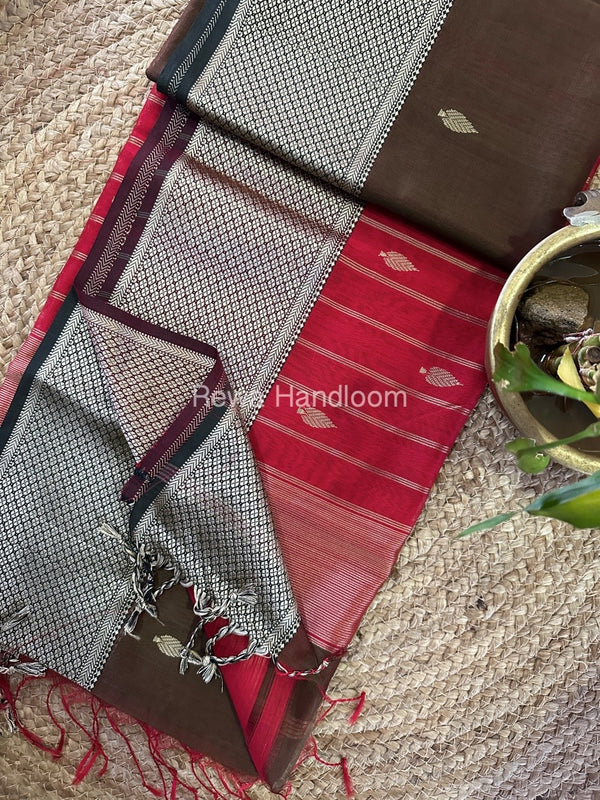 Maheshwari Resham Thread Butti Saree