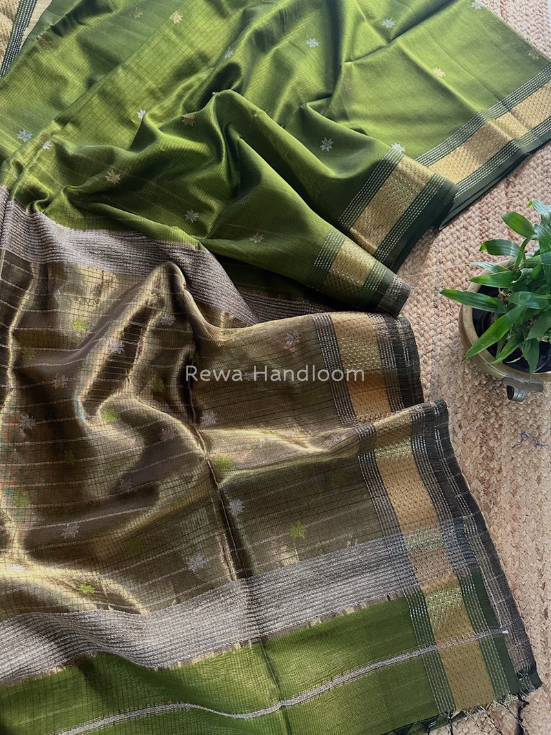 Maheshwari Butti Saree