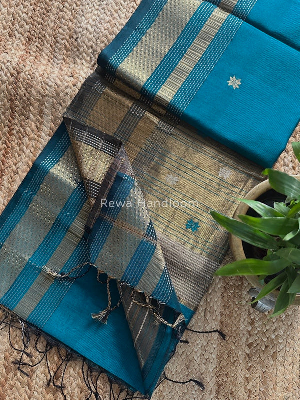 Maheshwari Butti Saree