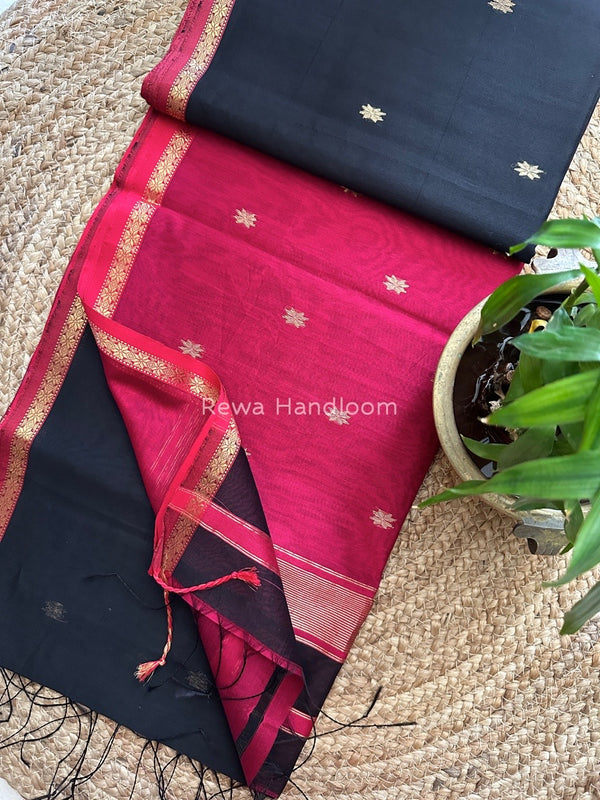  Zari Butti Maheshwari Saree