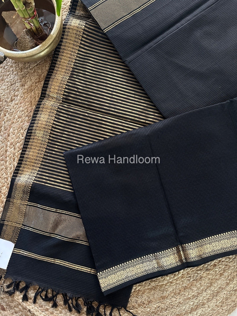 Maheshwari Garbha Reshami Silk Saree