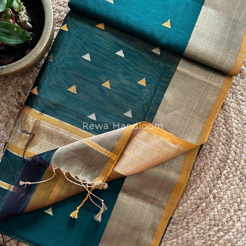  Zari Triangle Butti Maheshwari Saree
