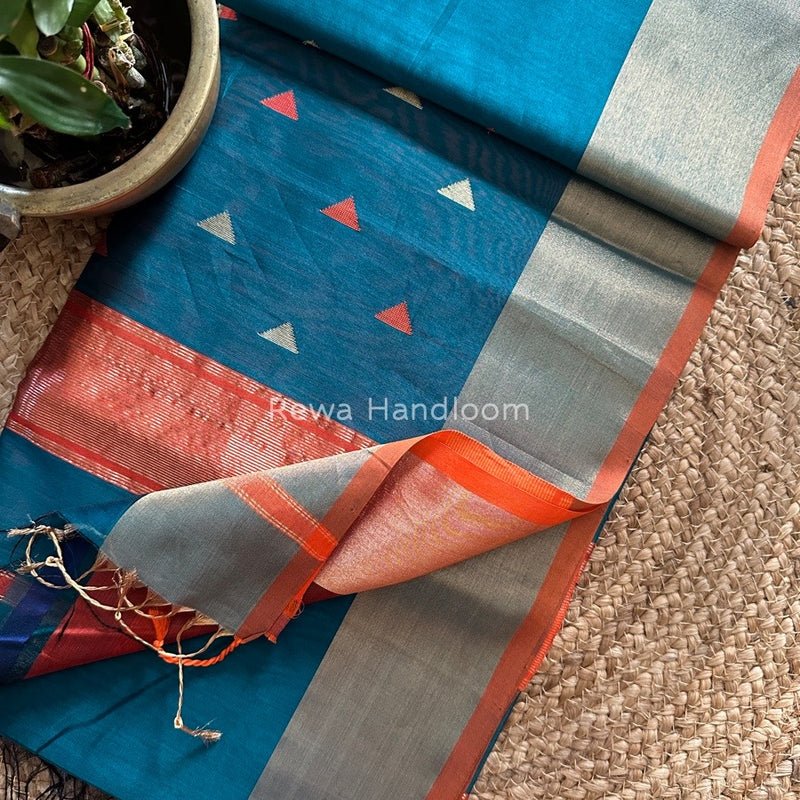  Zari Triangle Butti Maheshwari Saree