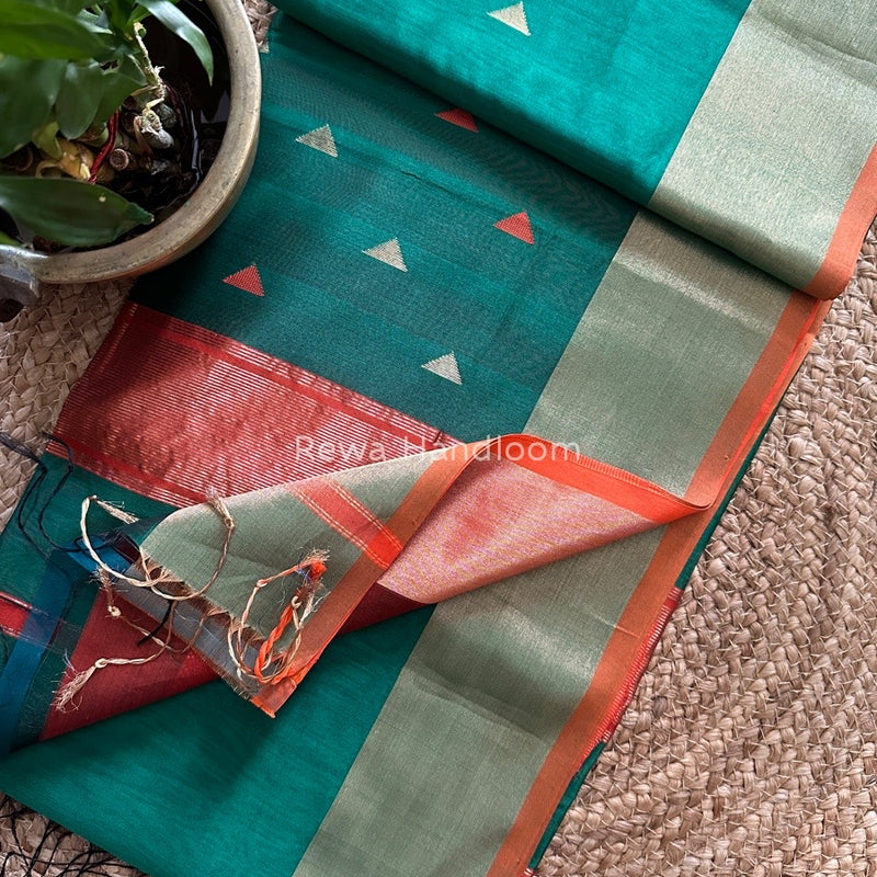  Zari Triangle Butti Maheshwari Saree