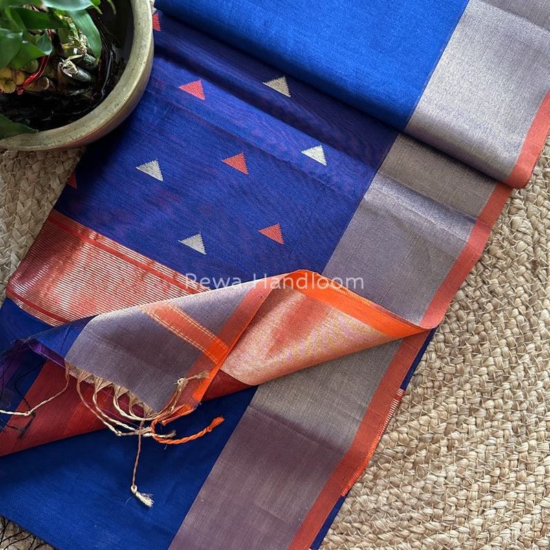  Zari Triangle Butti Maheshwari Saree