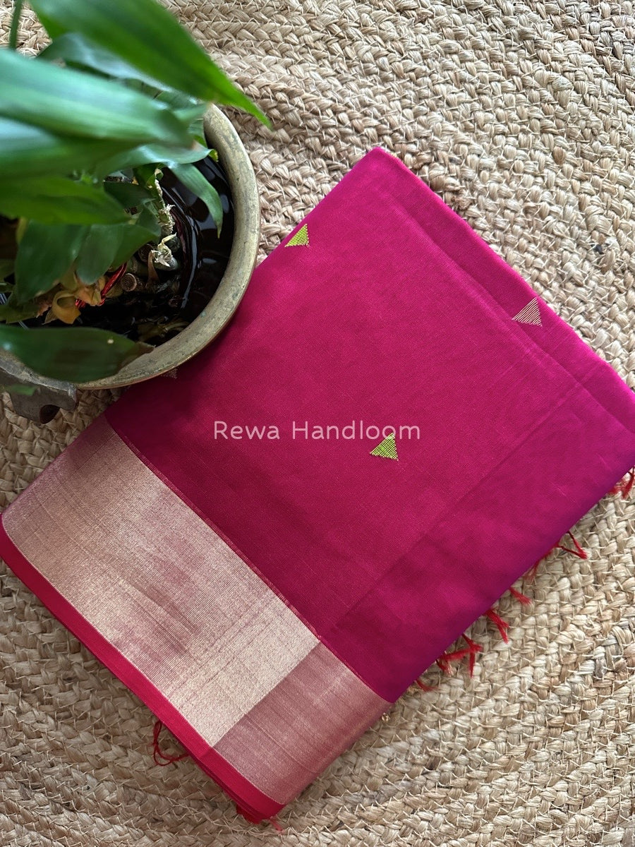 Magenta Zari Triangle Butti Maheshwari Saree SB037