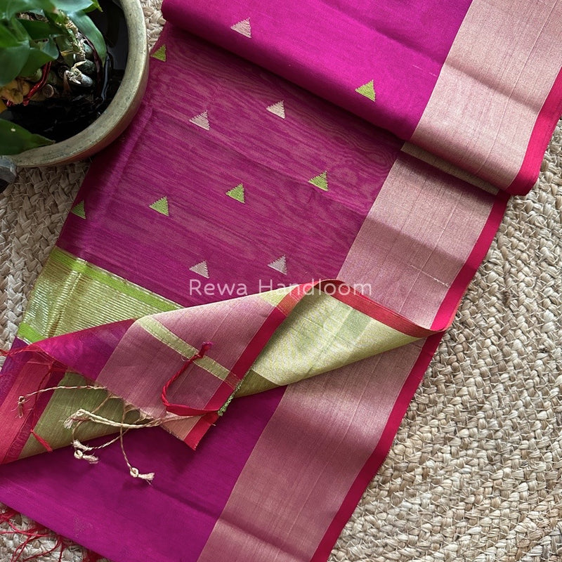  Zari Triangle Butti Maheshwari Saree