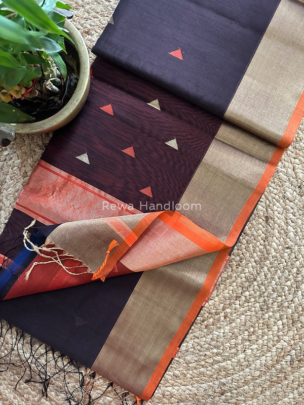  Zari Triangle Butti Maheshwari Saree