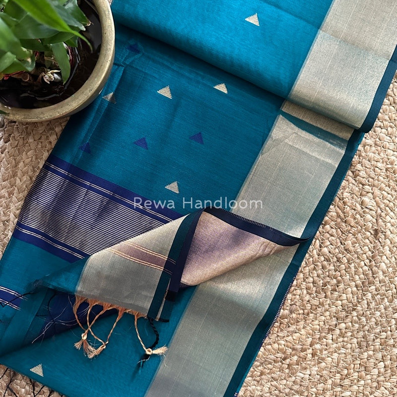  Zari Triangle Butti Maheshwari Saree