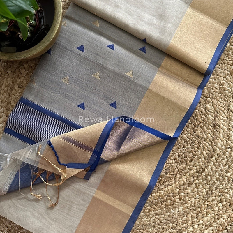  Zari Triangle Butti Maheshwari Saree