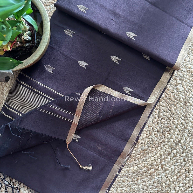 Zari Butti Maheshwari Saree