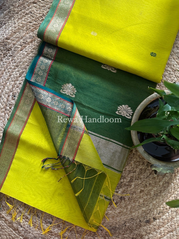  Butta Pallu Zari Border Maheshwari Saree