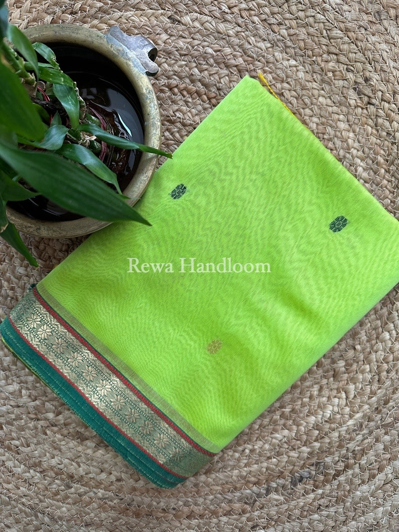 Light Green Butta Pallu Zari Border Maheshwari Saree MBS024