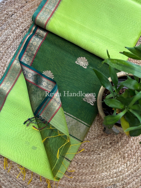  Butta Pallu Zari Border Maheshwari Saree