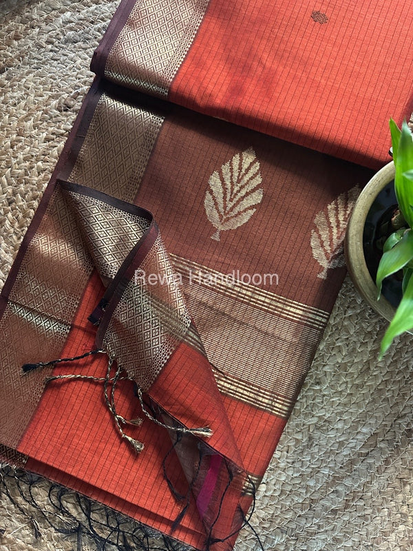  Butta Pallu Zari Border Maheshwari Saree