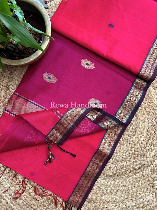 Butta Pallu Zari Border Maheshwari Saree