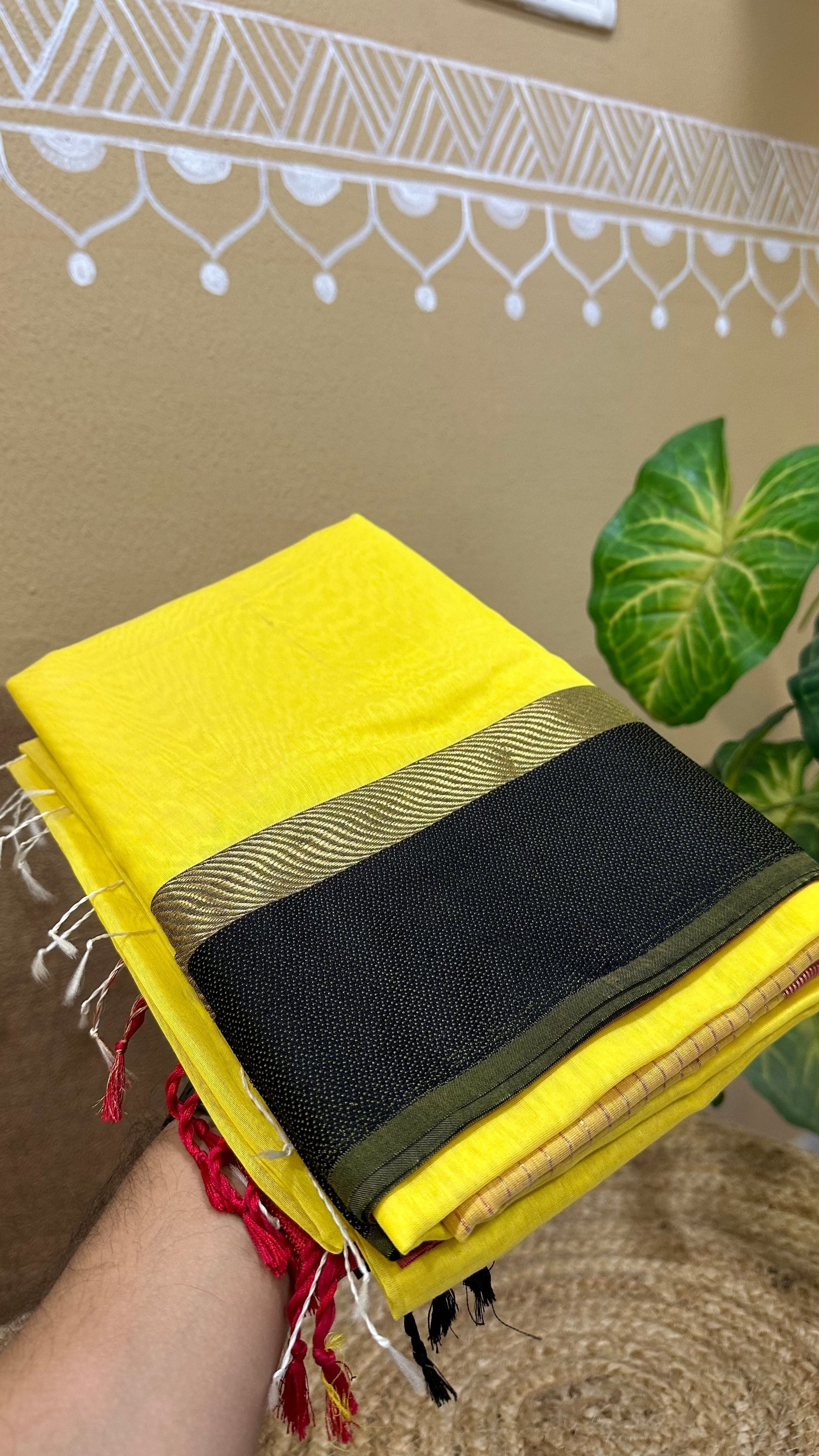  Ganga Jamuna Maheshwari  Saree