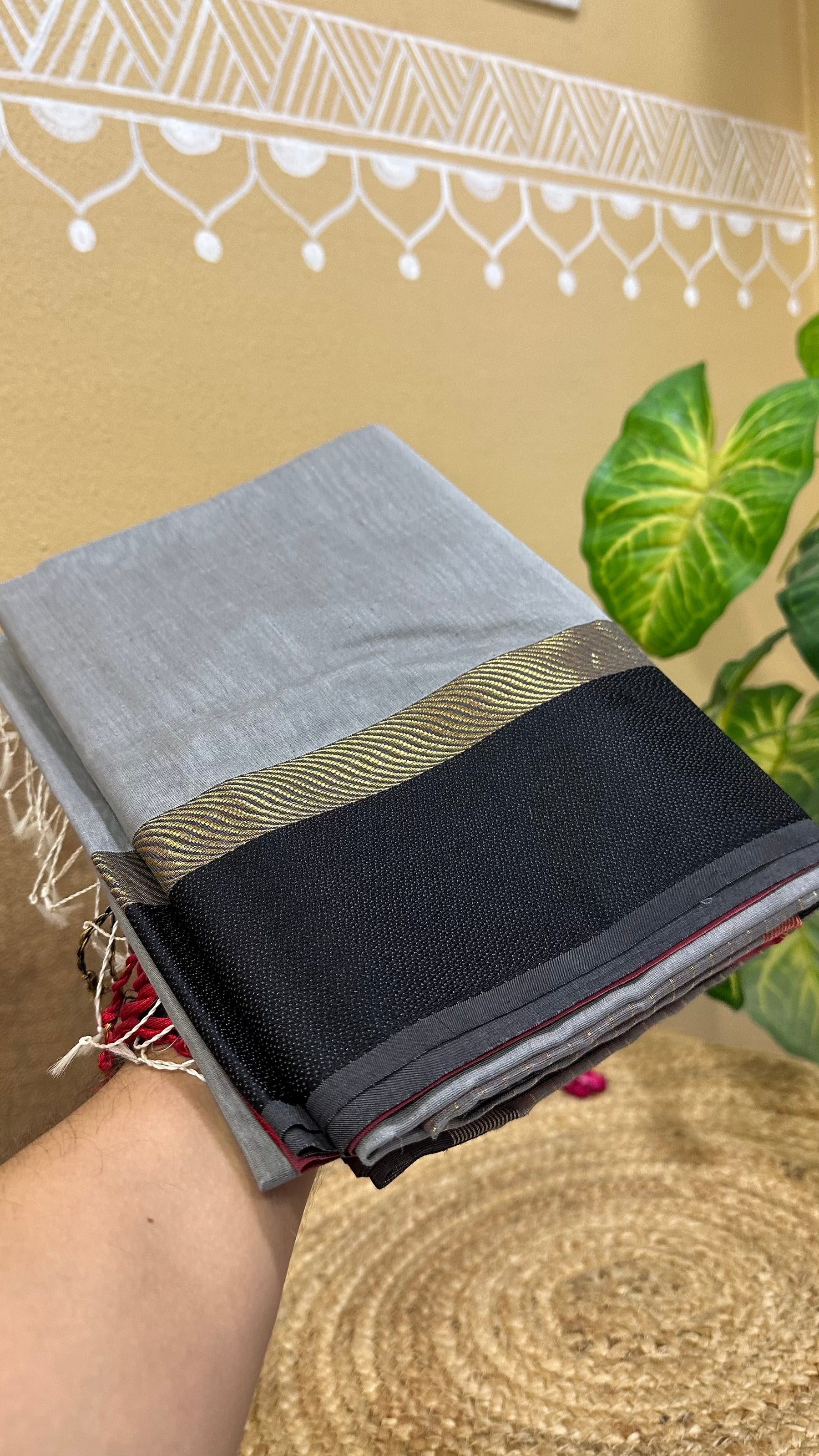  Ganga Jamuna Maheshwari  Saree