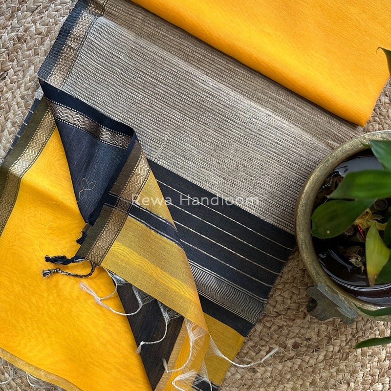 Maheshwari Gicha Weaving Saree