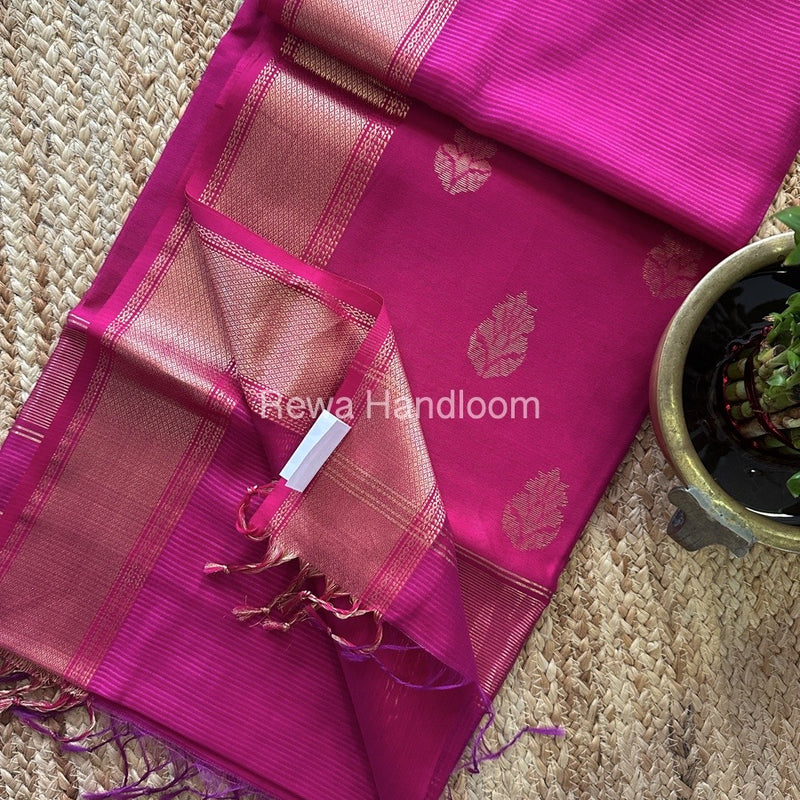 Maheshwari Butta Pallu Silk Saree