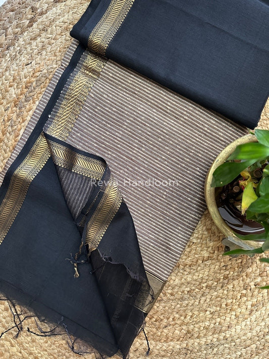 Maheshwari Gicha Weaving Saree