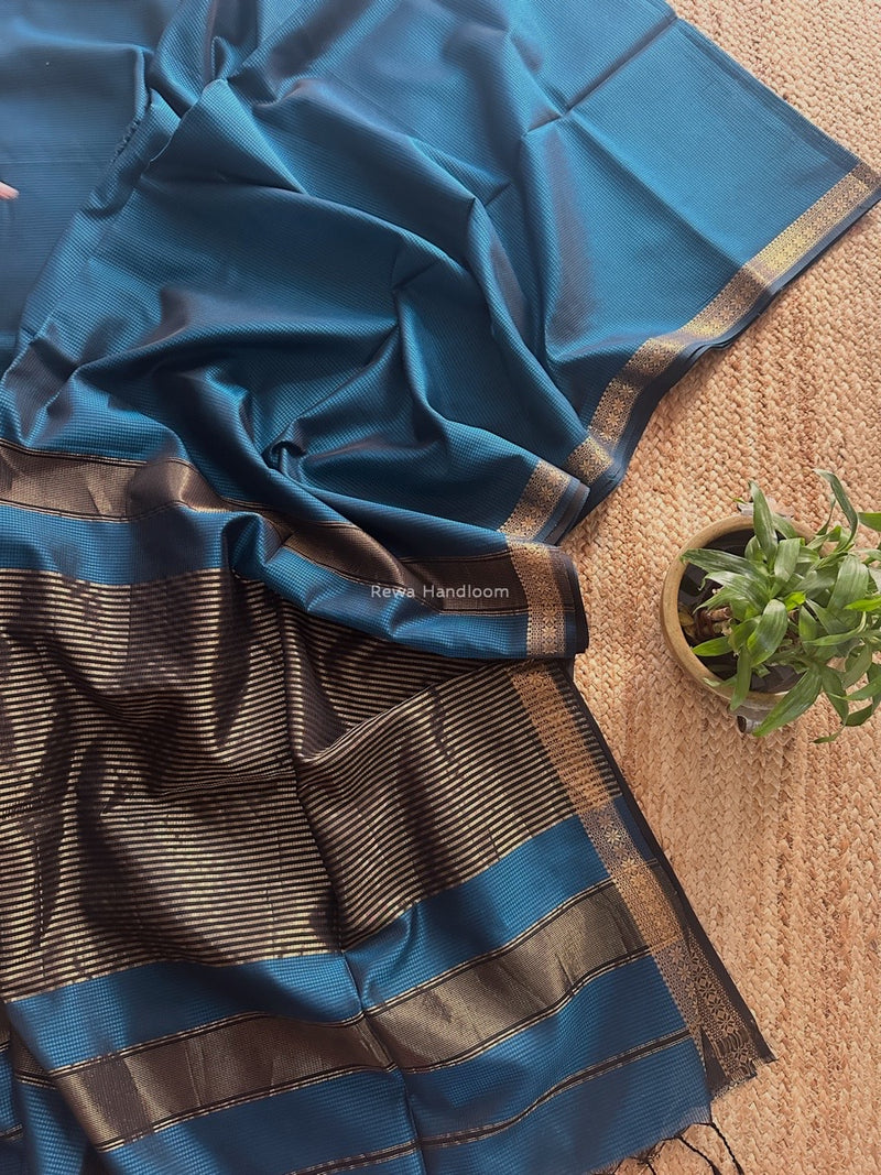 Maheshwari Blue Garbha Reshami Silk Saree GS262
