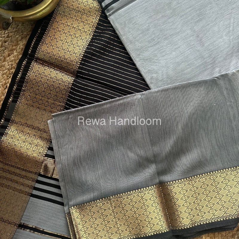 Maheshwari Grey Zari Diamond Border Saree DB011