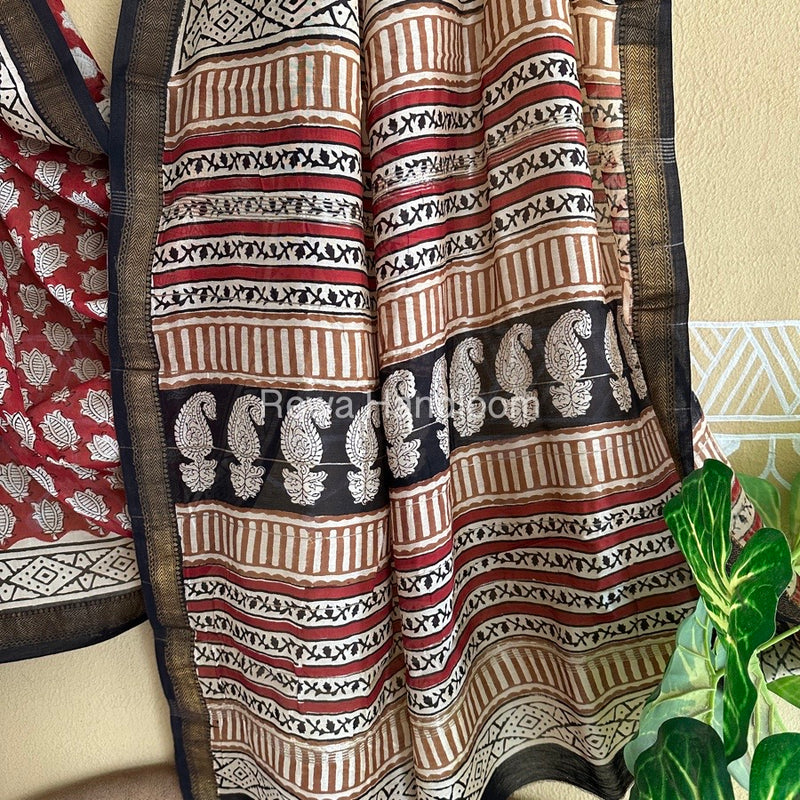 Red Chanderi Printed Zari Border Saree MCPS03