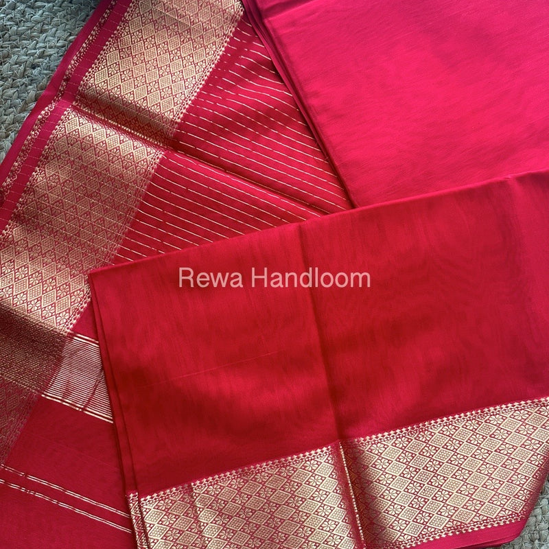 Maheshwari Red Zari Diamond Border Saree DB04