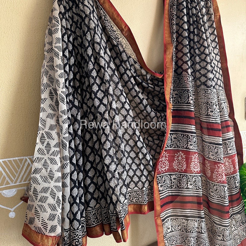 Black Chanderi Printed Zari Border Saree MCPS06