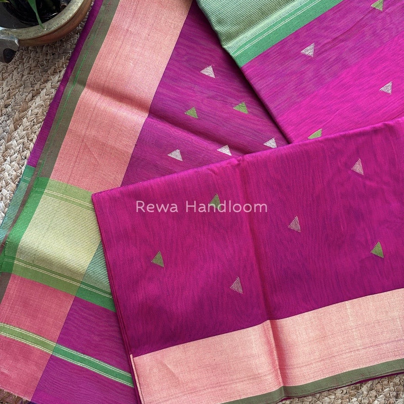 Magenta Zari Triangle Butti Maheshwari Saree SB054