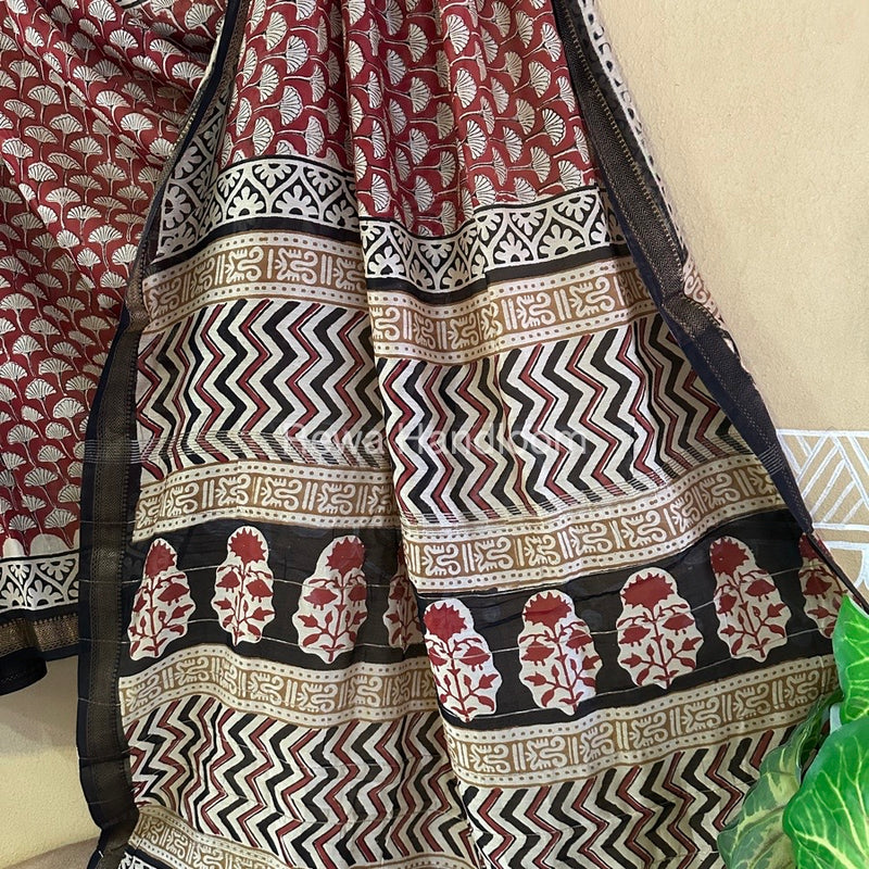 Red Chanderi Printed Zari Border Saree MCPS019