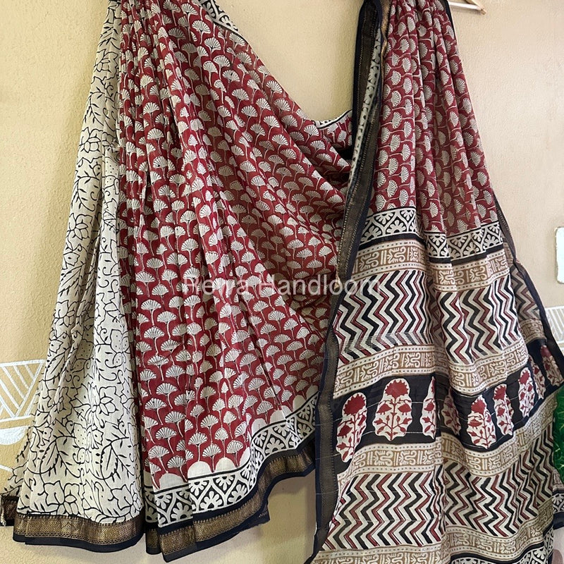 Red Chanderi Printed Zari Border Saree MCPS019