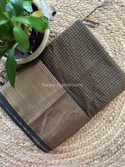 Maheshwari Brown Zari Skirt Checks Saree SCS06