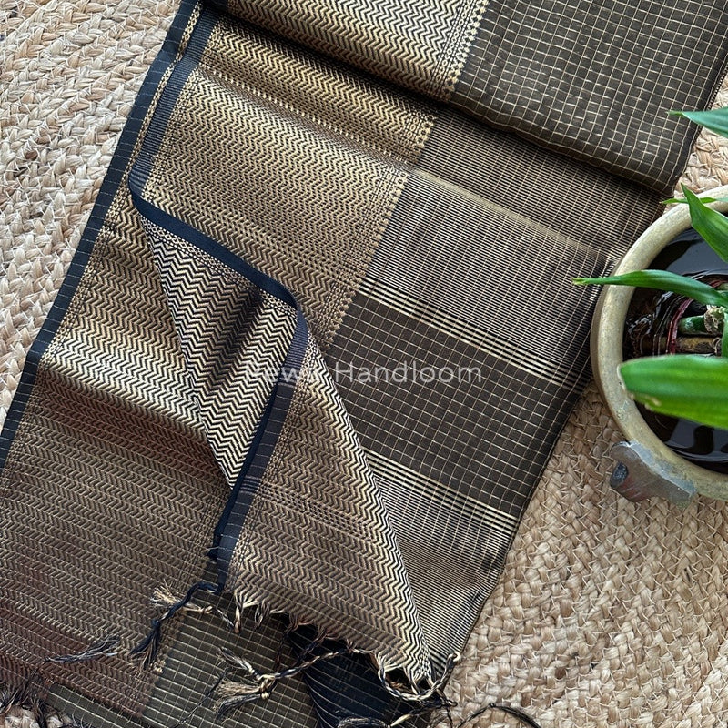 Maheshwari Zari Skirt Checks Saree