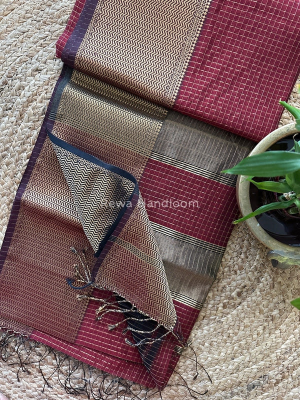 Maheshwari Zari Skirt Checks Saree