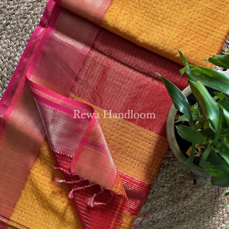 Maheshwari Zari Checks Saree
