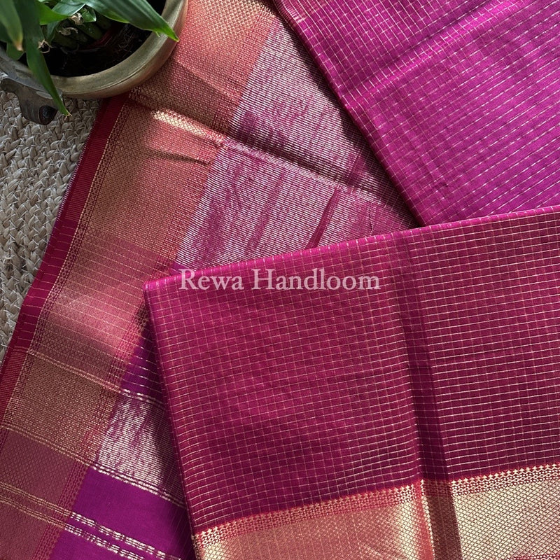  Zari Checks Saree