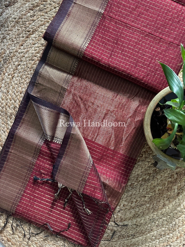 Maheshwari Zari Checks Saree