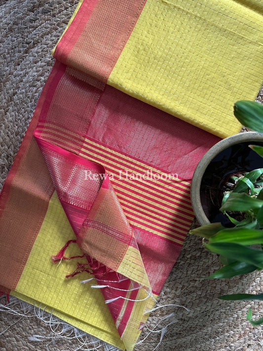 Maheshwari Zari Checks Saree