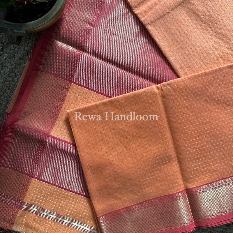  Zari Checks Saree